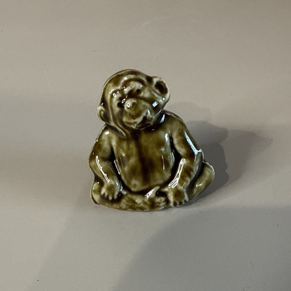 Wade Monkey Rose Tea Figurine First 1st US Series 1983-1985 - Made in England